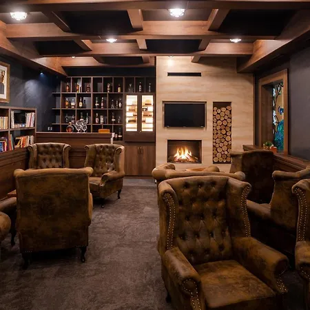 Demanova - Dependance Aparthotel